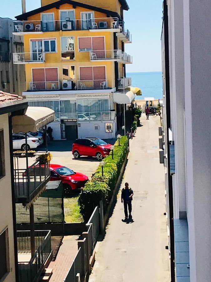 Apartmán Kos Palace Lido di Jesolo Exteriér fotografie